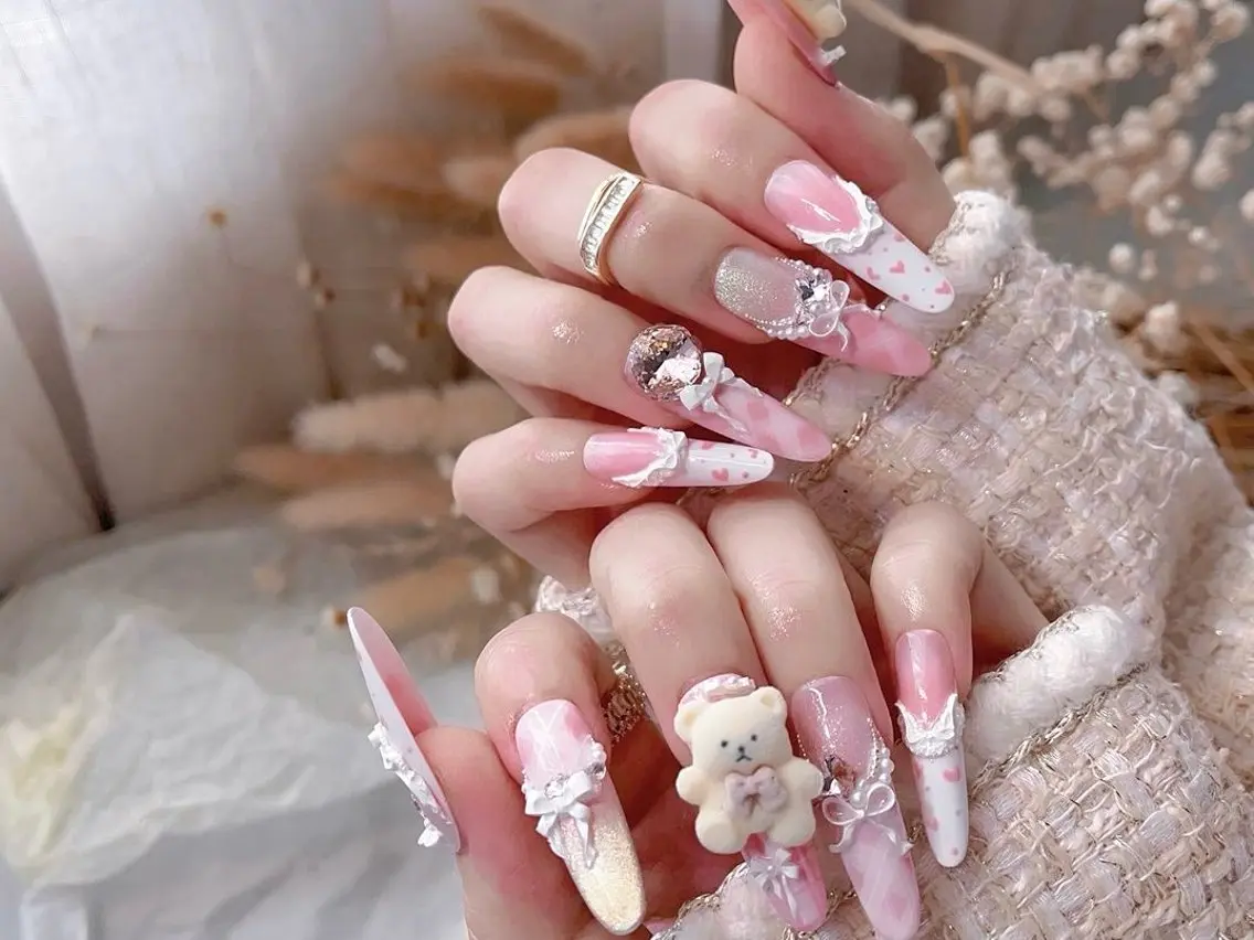 ネイル ハンドネイル Nova Nail Nambaのネイルデザイン