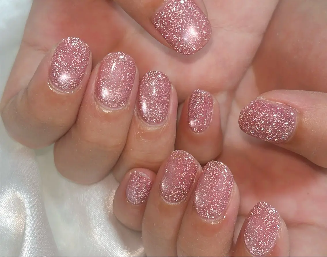 ネイル オーロラネイル フラッシュネイル フラッシュマグ フットネイル フレンチネイル ハンドネイル mogunail &blowのネイルデザイン