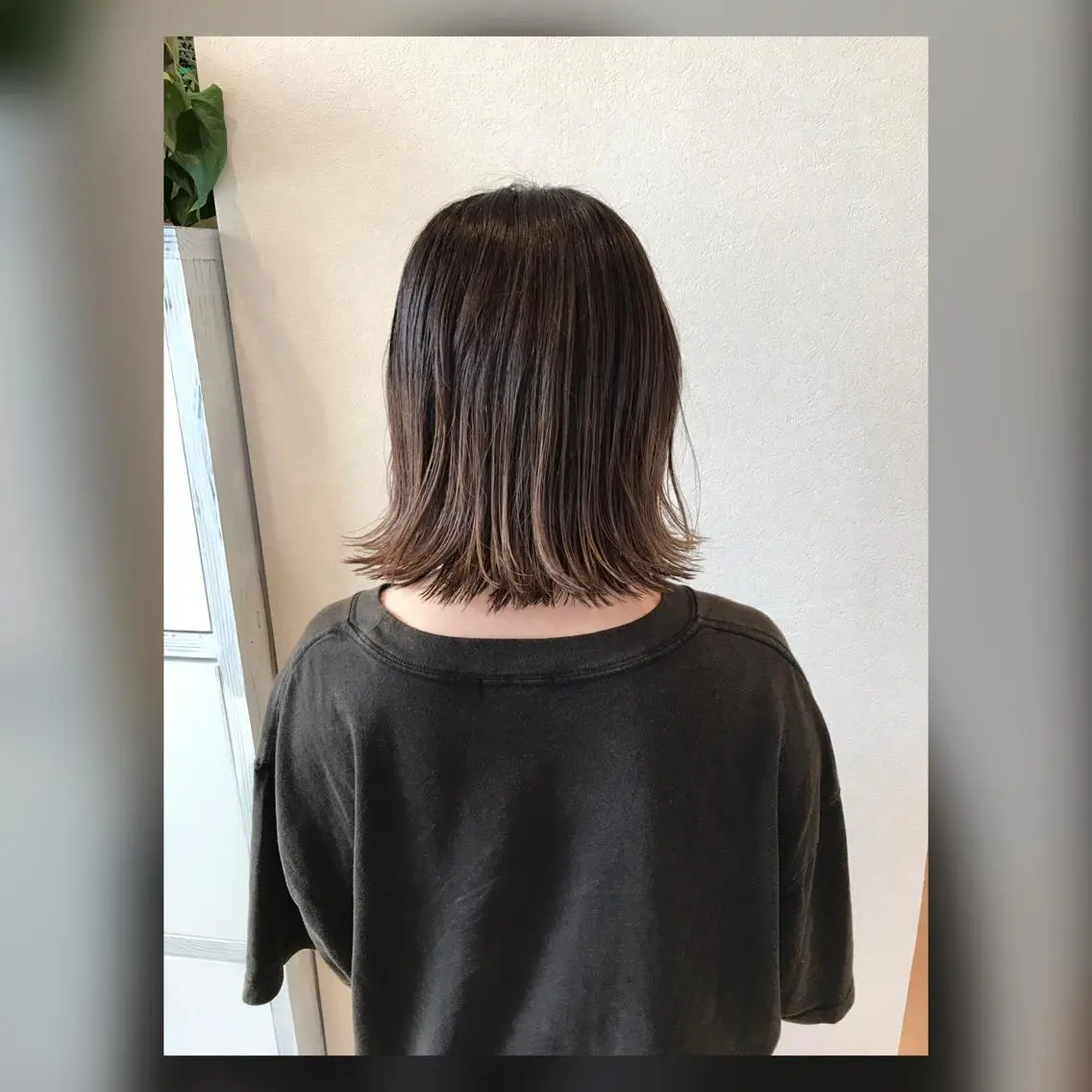 ミディアム カラー 切りっぱなしボブ グラデーションカラー ボブ 岡本 智次のヘアスタイル