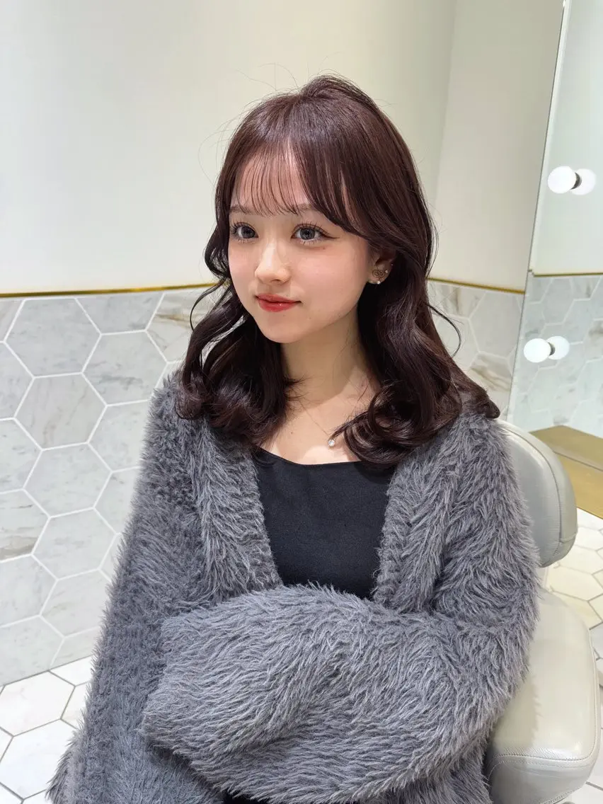 ロング カラー ブラウンカラー ピンクカラー ピンクブラウン costes 今井芽依のヘアスタイル