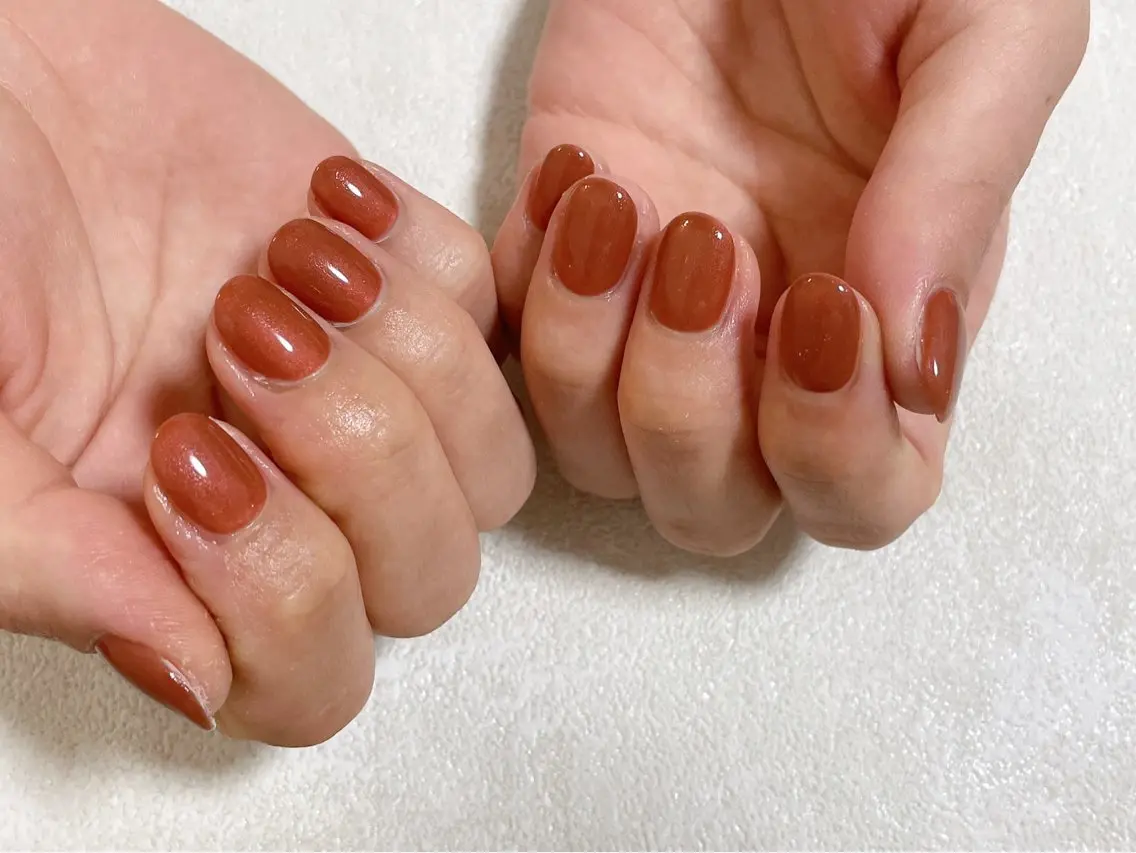 ネイル オーロラネイル フットネイル フレンチネイル ジェルネイル マグネットネイル ハンドネイル mogunail &blowのネイルデザイン
