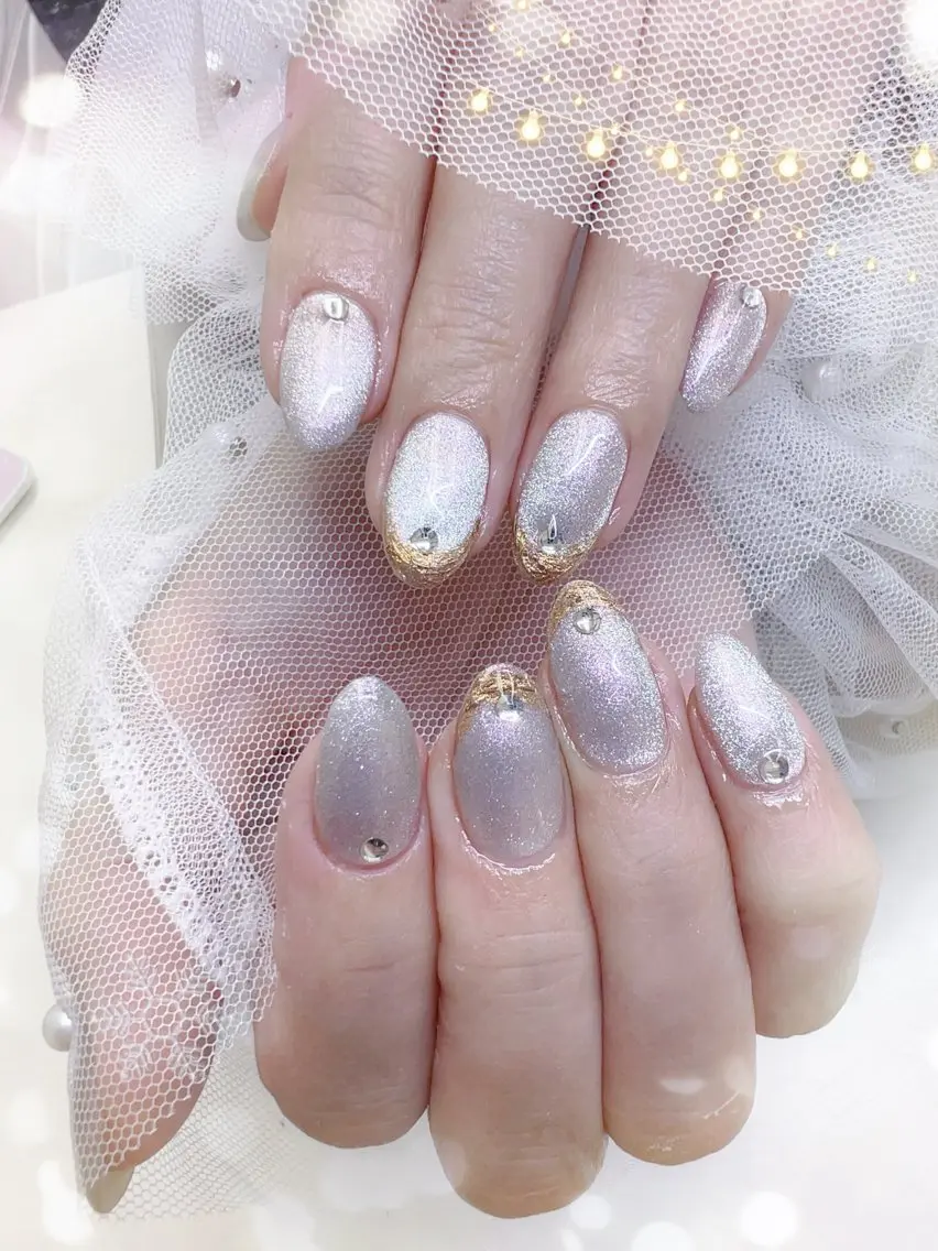ネイル ハンドネイル フットネイル ハンドケア AngelChris ビューティーサロンのネイルデザイン