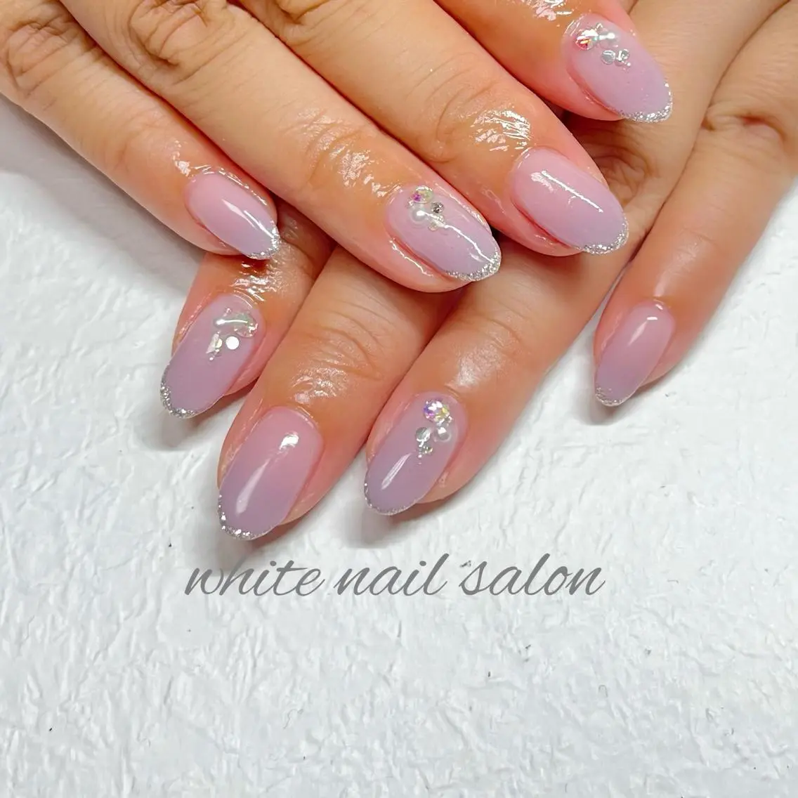 ネイル フットネイル ジェルネイル ハードジェル ラメ(グリッター) 持ち込み ハンドネイル white nail salonのネイルデザイン