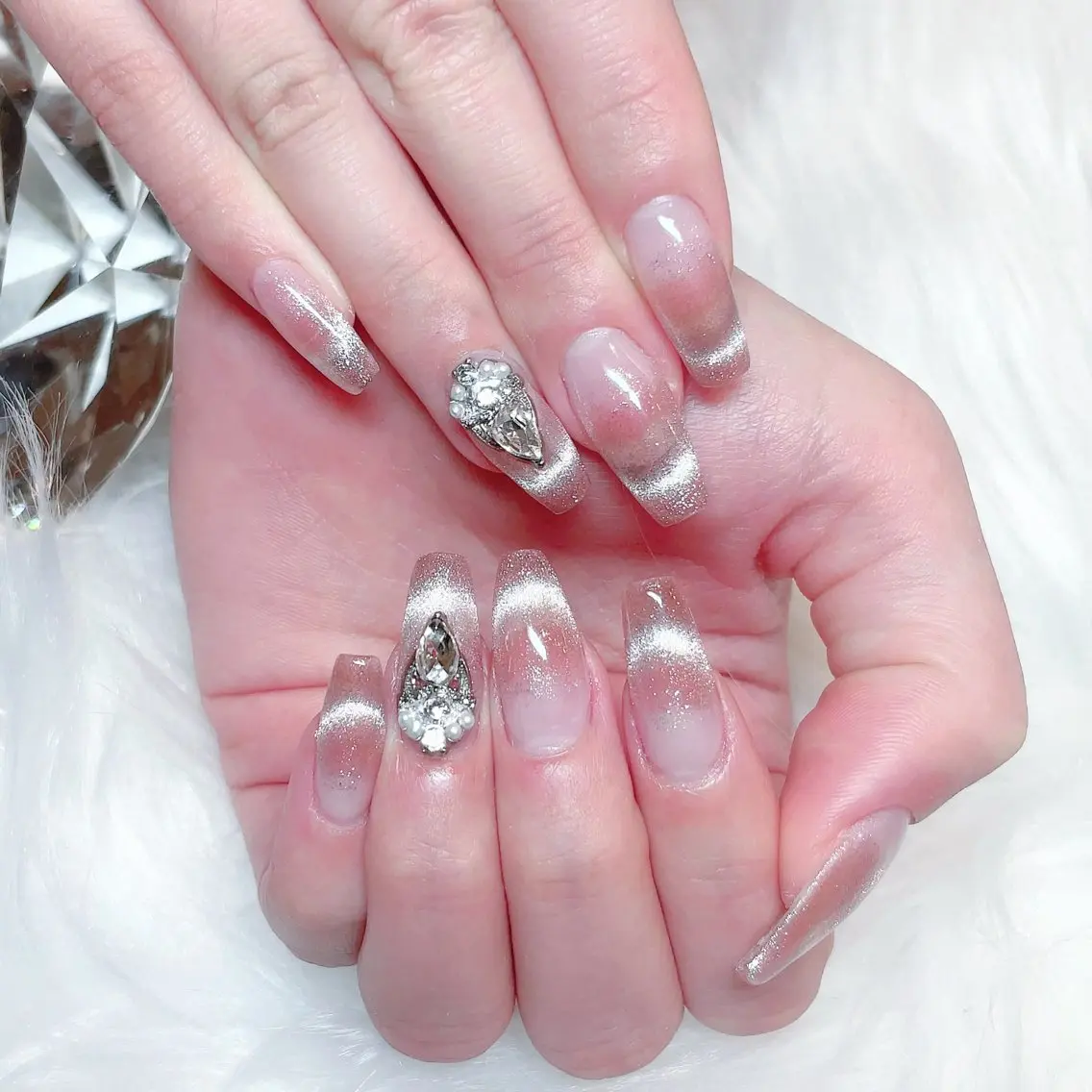 ネイル EMU NAILのネイルデザイン
