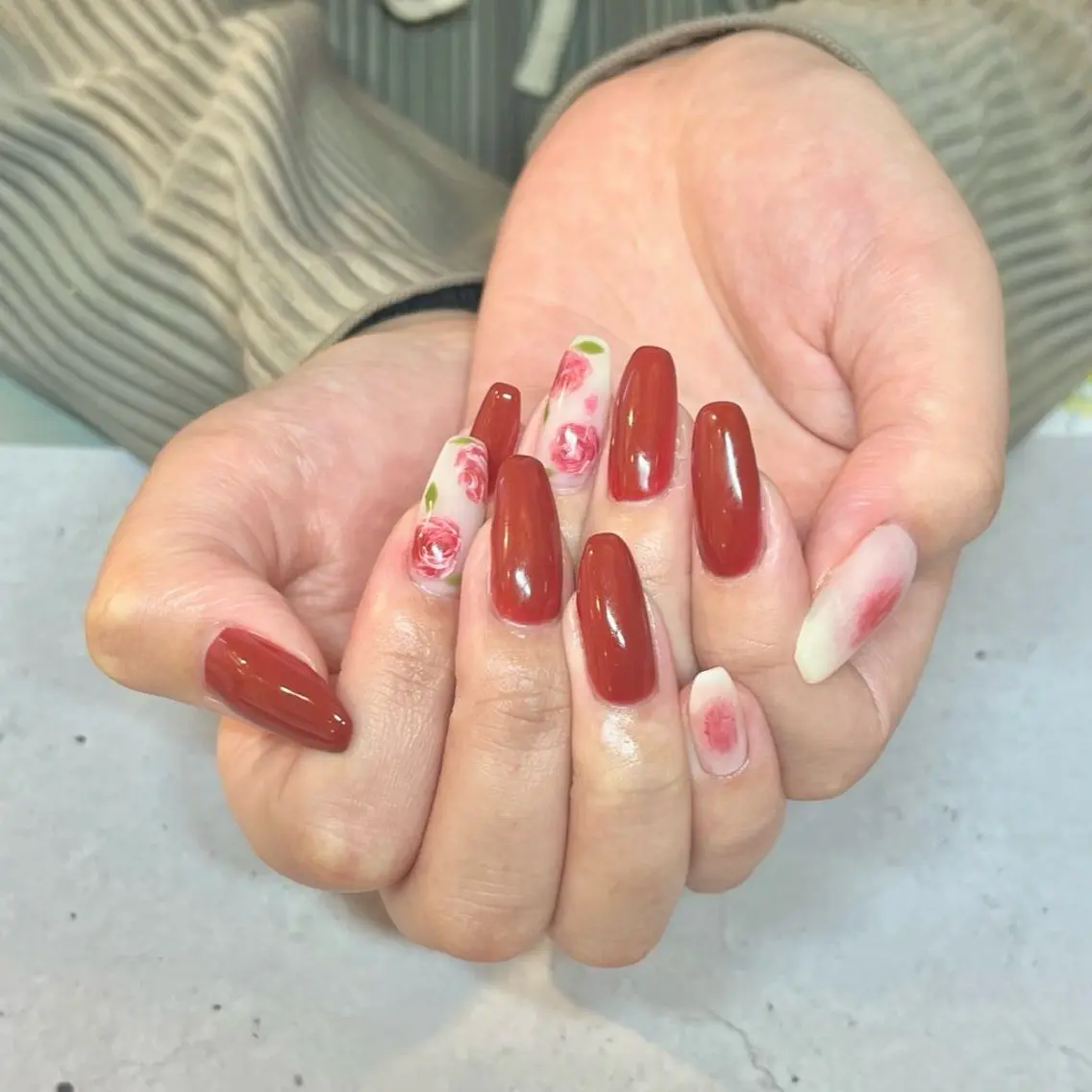 ネイル アートネイル チークネイル 阿部 美香のネイルデザイン