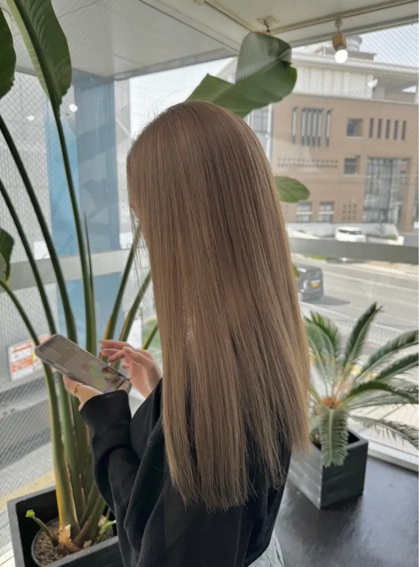 ロング 桝田 友美のヘアスタイル