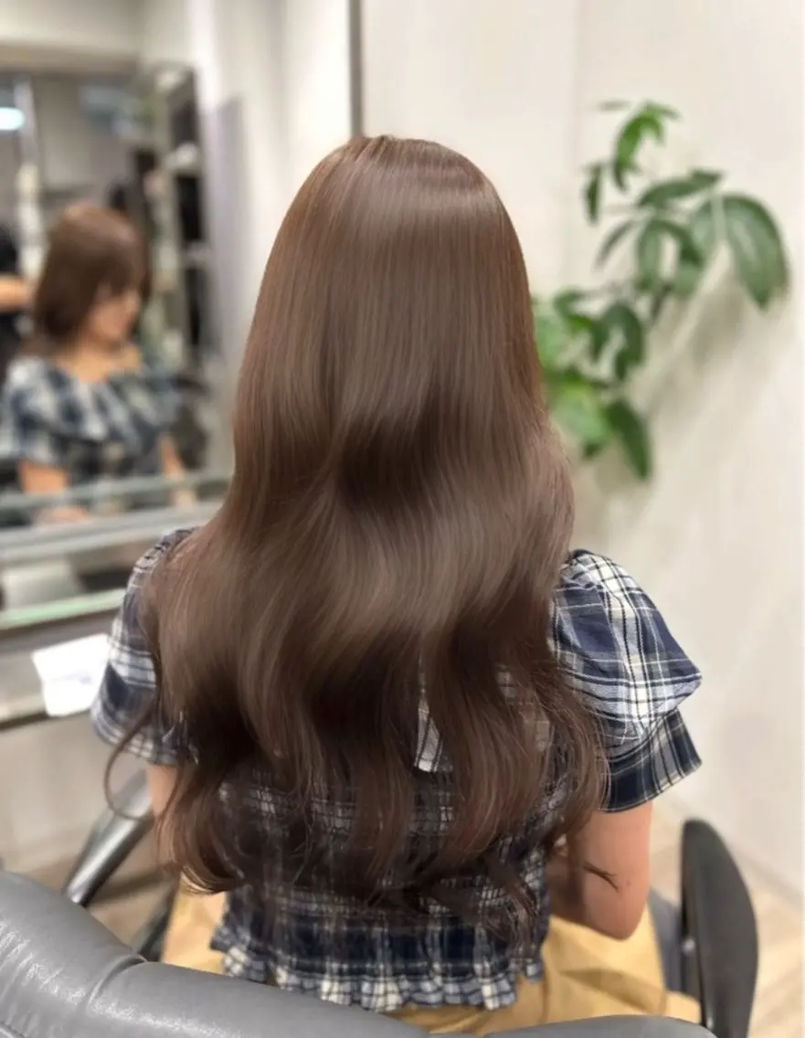 ロング カラー 透明感カラー グレージュ ヘアカラー トリートメント FUKA／ 神戸艶髪🎀のヘアスタイル