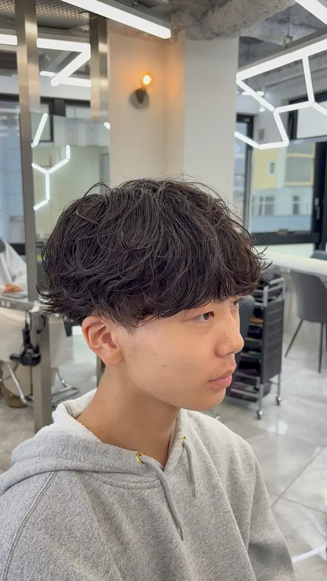 パーマ メンズ カット パーマ 🔥ジャス/ 無造作パーマ特化🔥のヘアスタイル