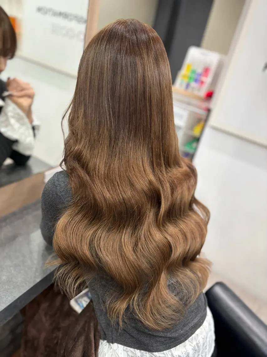 ロング カラー ベージュカラー ブリーチ ブラウンカラー ブラウンベージュ エクステ ヘアカラー エクステ 横浜/エクステ特化× 艶カラー/あいかのヘアスタイル