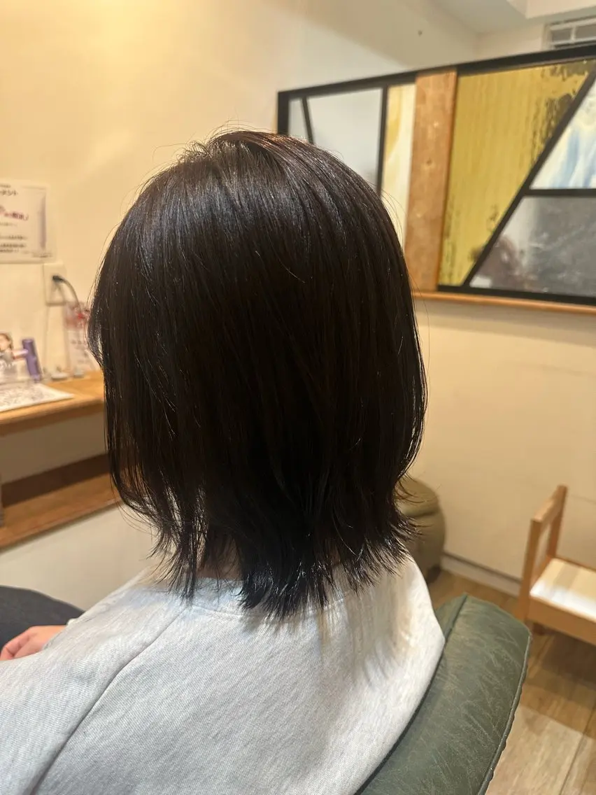 ミディアム ミディアムレイヤー レイヤーカット 小顔カット カット ヘアカラー レイヤー/蟹江/ くすみカラー/川口のヘアスタイル