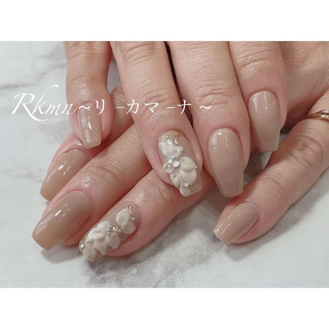 ネイル アートネイル フラワーネイル シンプルネイル 春ネイル Rkmn ~リ-カマ-ナ~のネイルデザイン
