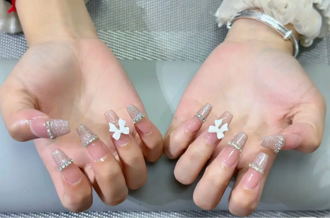ネイル コネコネイルサロン モデル用のネイルデザイン