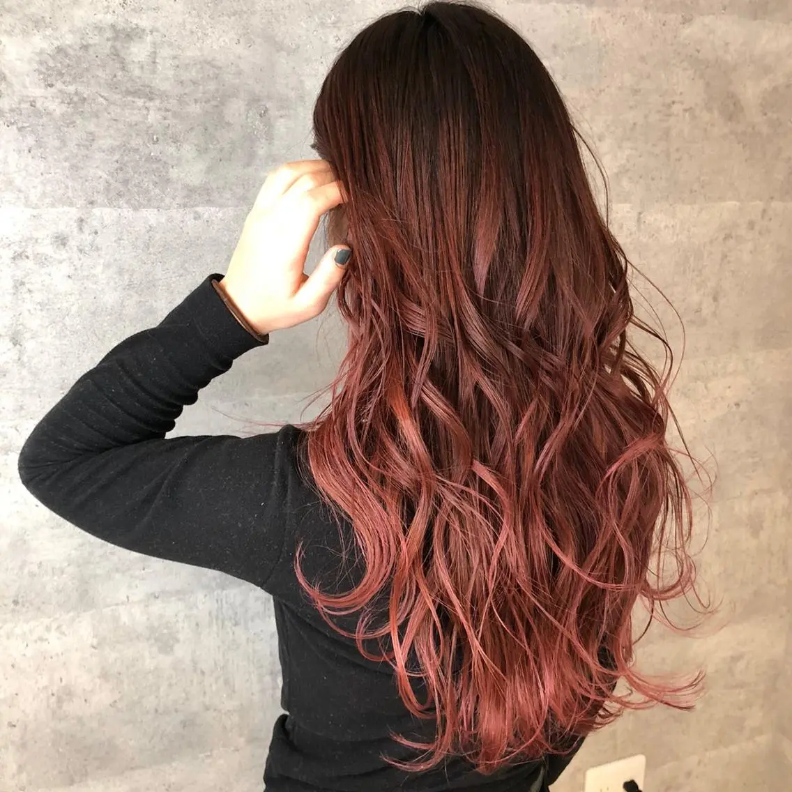 ロング カラー _WHITE 天王寺のヘアスタイル
