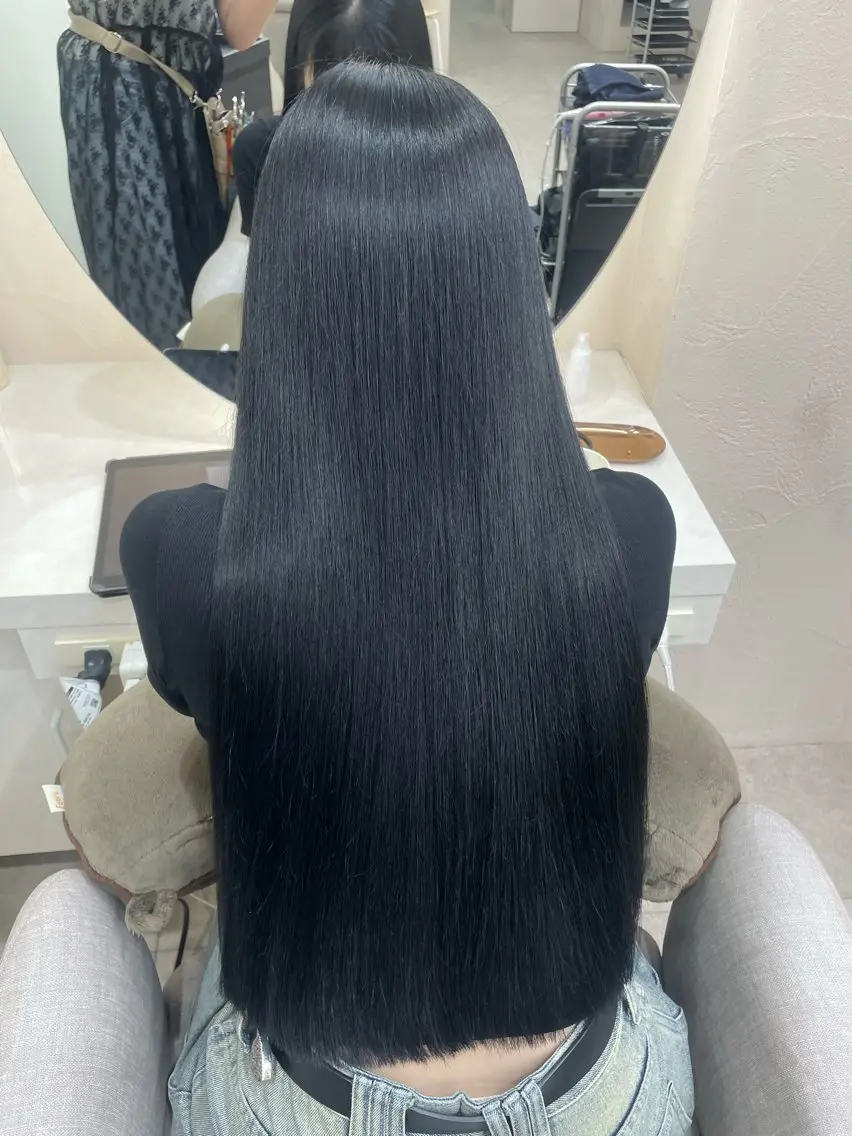 ロング 佐藤 菜穂のヘアスタイル