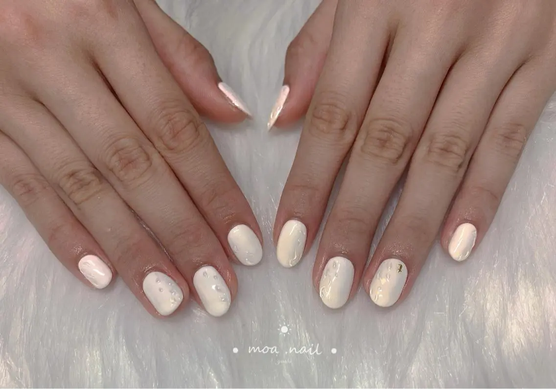 ネイル MoaNail🫶 Yoshiのネイルデザイン