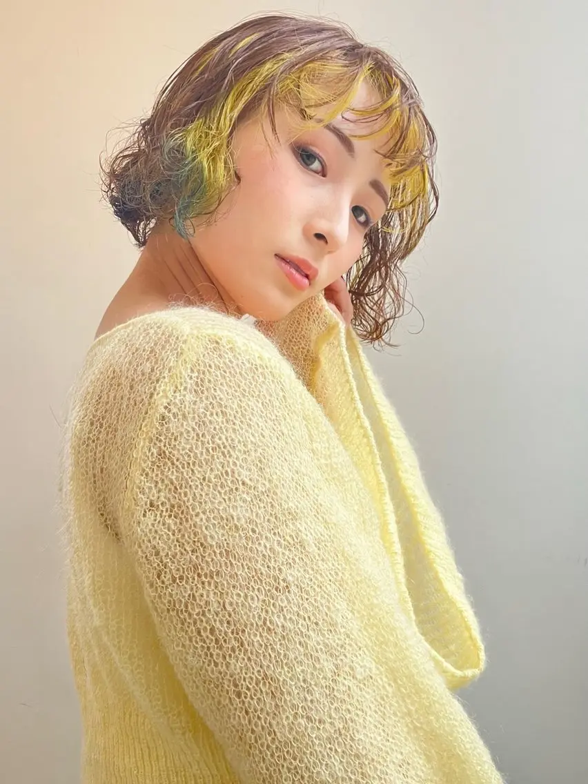 ショート ヘアカラー Aya/四条烏丸/ 酸性ストレートのヘアスタイル