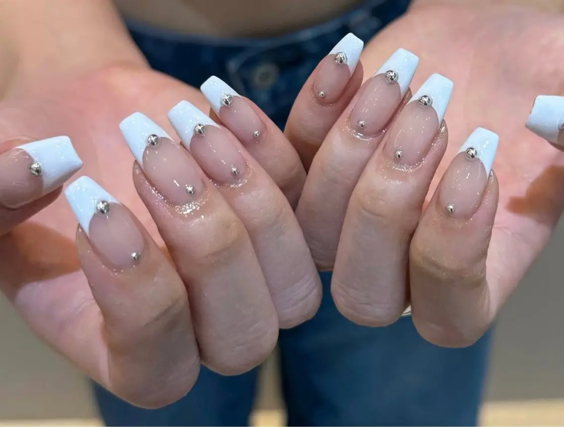 ネイル ハンドネイル BERA NAILSのネイルデザイン