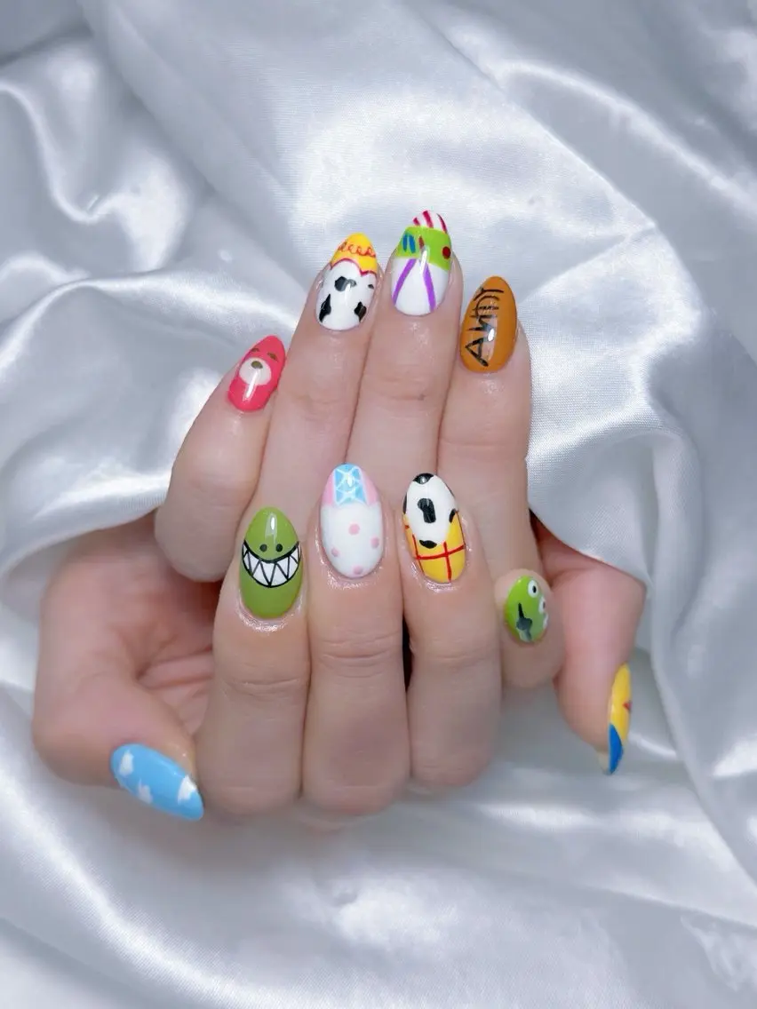ネイル ハンドネイル LEELA NAIL STUDIOのネイルデザイン