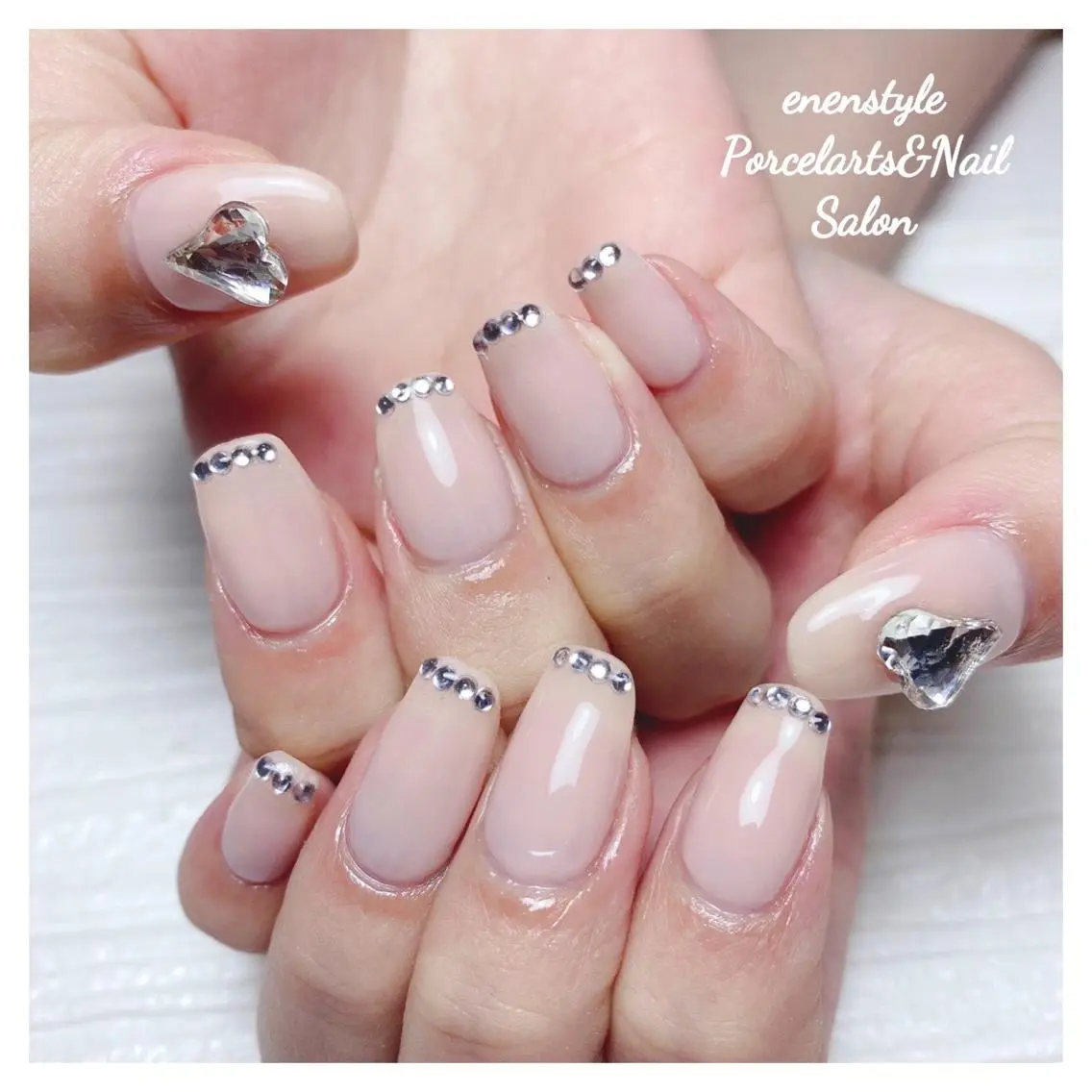 ミディアム ネイル 🐾enen style 🐾のネイルデザイン