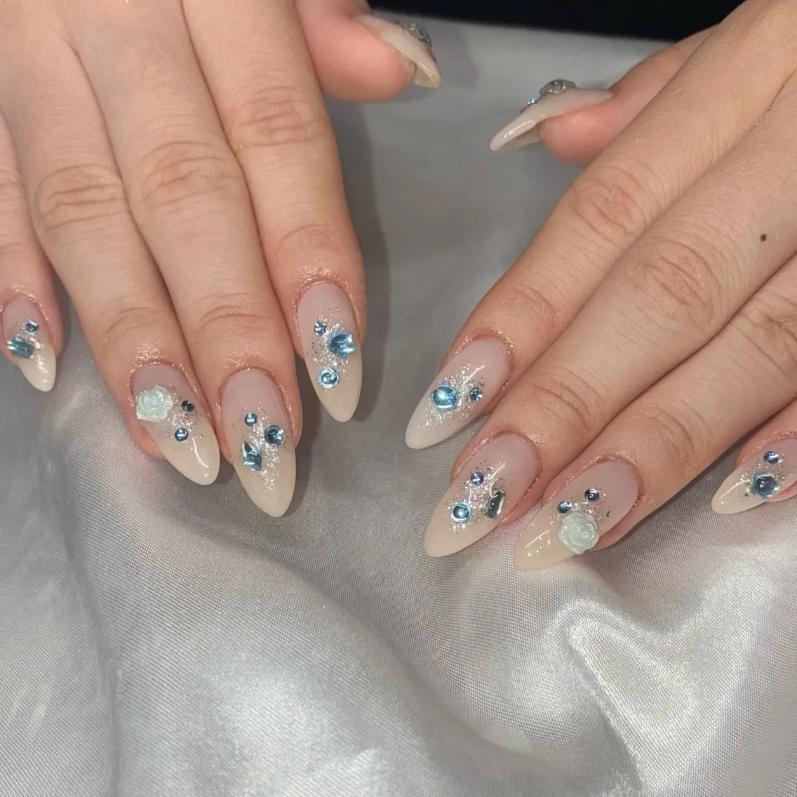 ネイル ハンドネイル Nail ヌシん家 AKANEのネイルデザイン