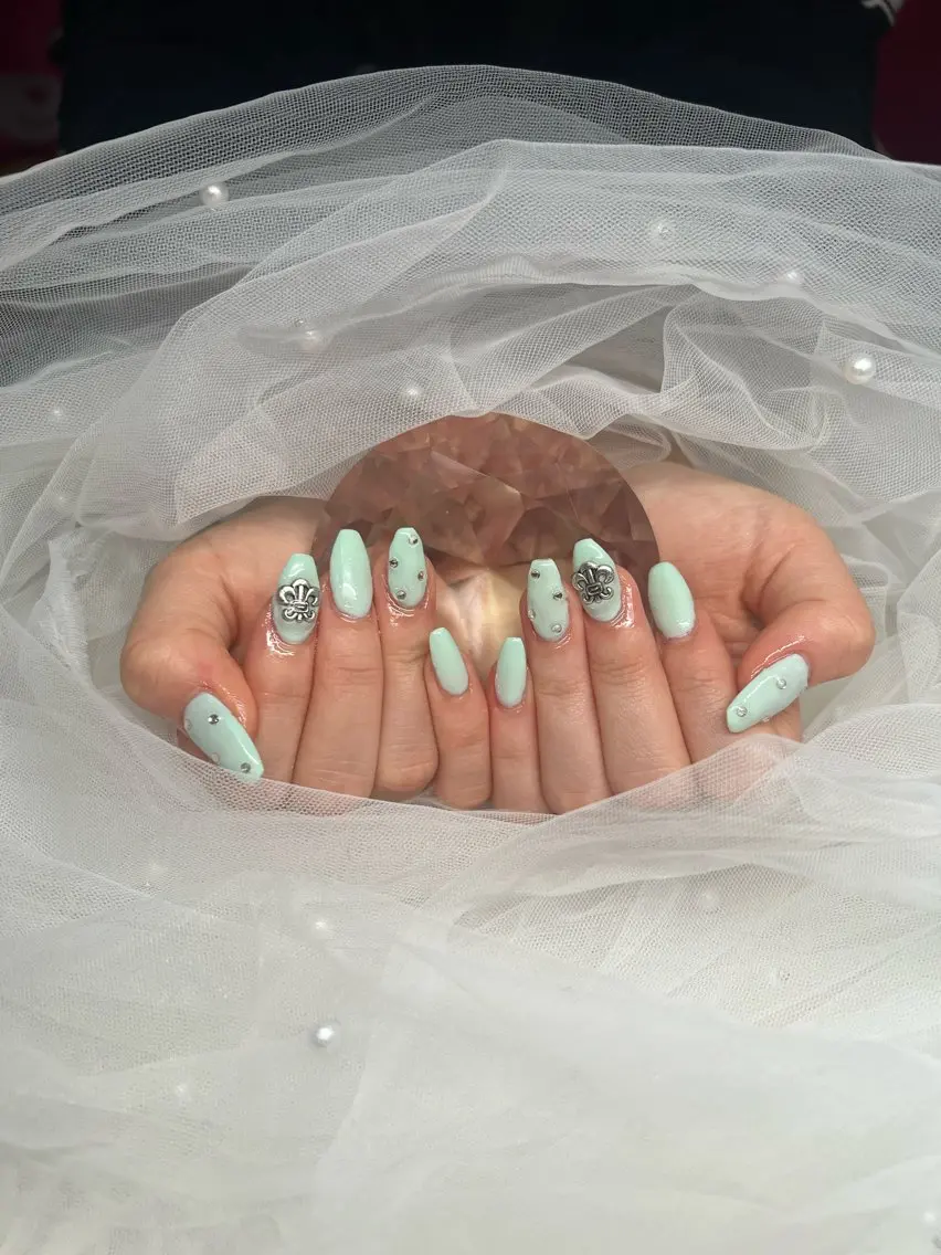 ネイル ハンドネイル Jill Nails ナナミのネイルデザイン