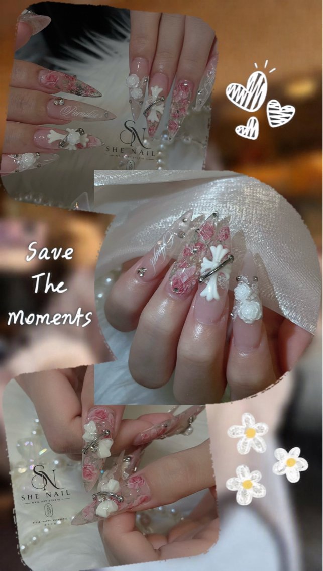 ネイル 長さ出し フットネイル フレンチネイル ジェルネイル キラキラネイル ハンドネイル 博多 SHE Nailのネイルデザイン