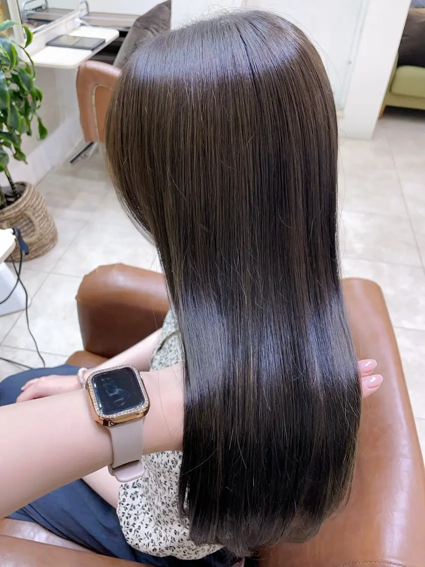 カラー カット ヘアカラー トリートメント 村山 茉衣のヘアスタイル