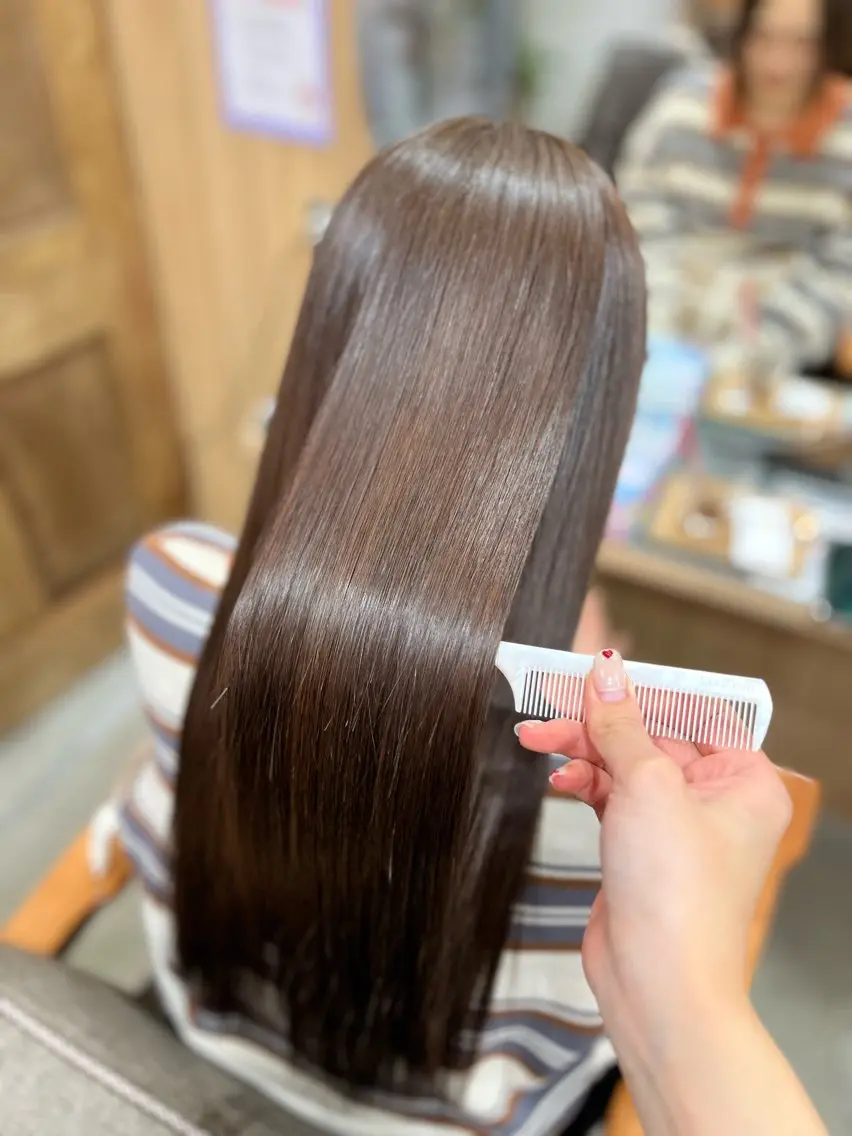 ロング カラー ベージュカラー オリーブベージュ ヘアカラー トリートメント 髪質改善/艶髪🫧 ｼｽﾞｸ🦥🌿のヘアスタイル