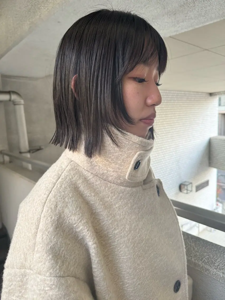 ミディアム カット ブリーチカラー🎀 韓国風/寺門美優のヘアスタイル
