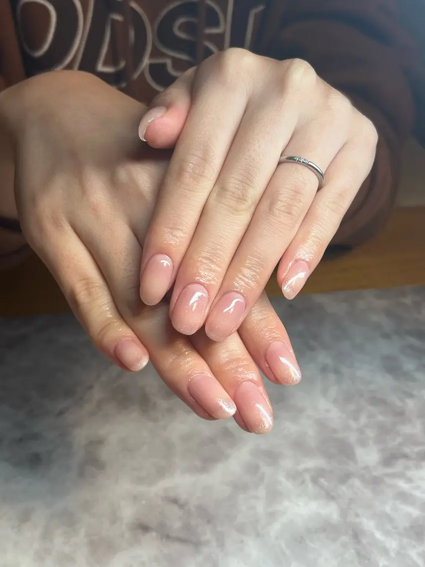 ネイル グラデーション ラメ(グリッター) ラメグラデーション ブライダルネイル ハンドネイル Nailsalon C.U.Eのネイルデザイン