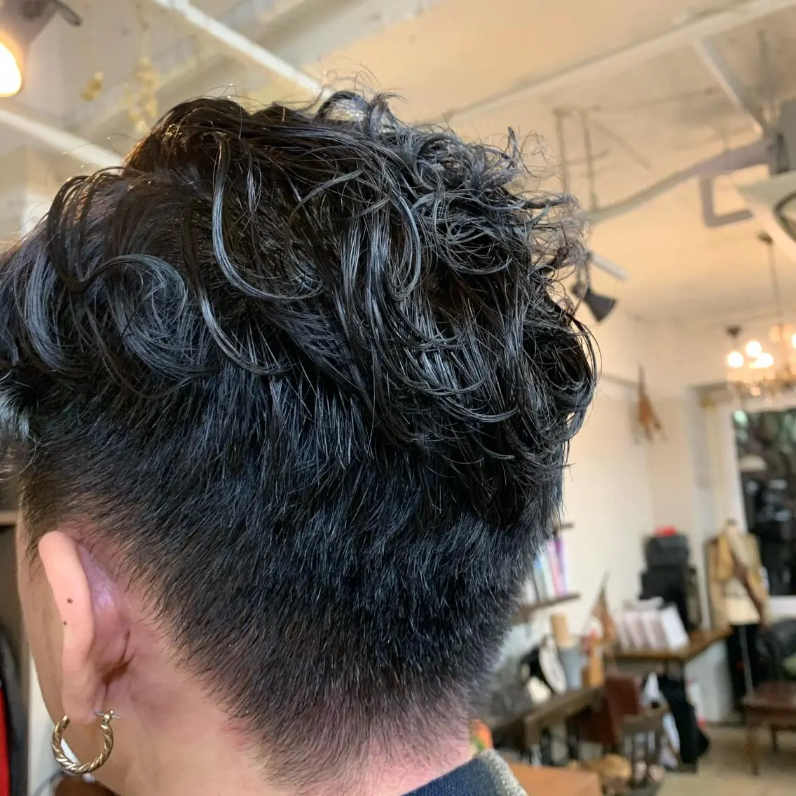 ショート カラー メンズ ブルーカラー ブルージュ ヘアカラー ［girl］ MIKIのヘアスタイル