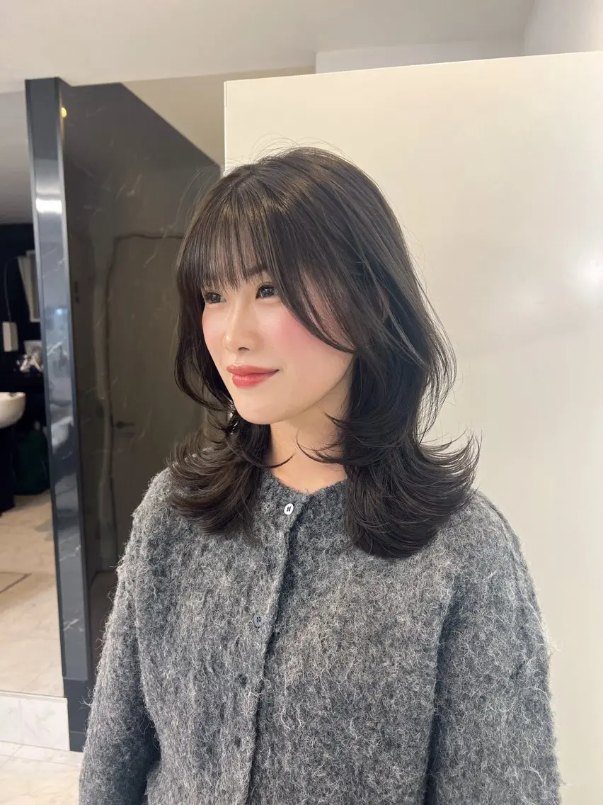 ✂️前髪➕似合わせ顔周りカット➕コテ巻きの写真