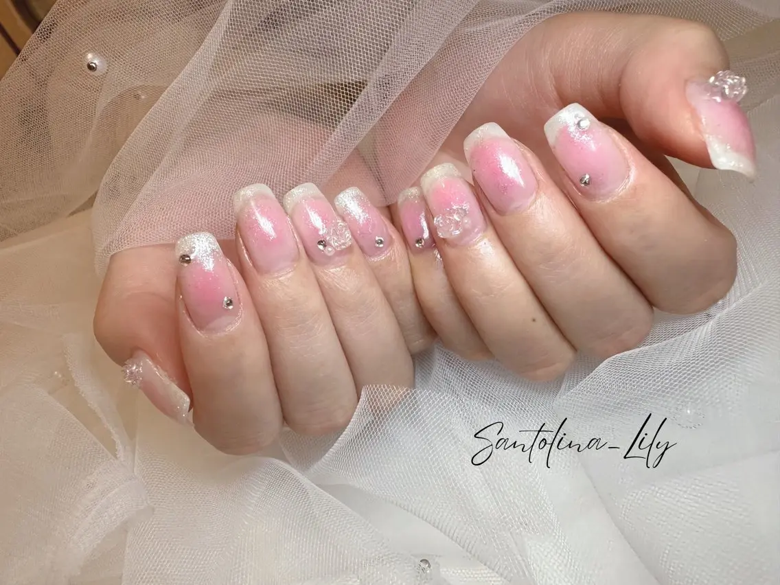 ネイル チークネイル シンプルネイル ハンドネイル Santolina Lilyのネイルデザイン