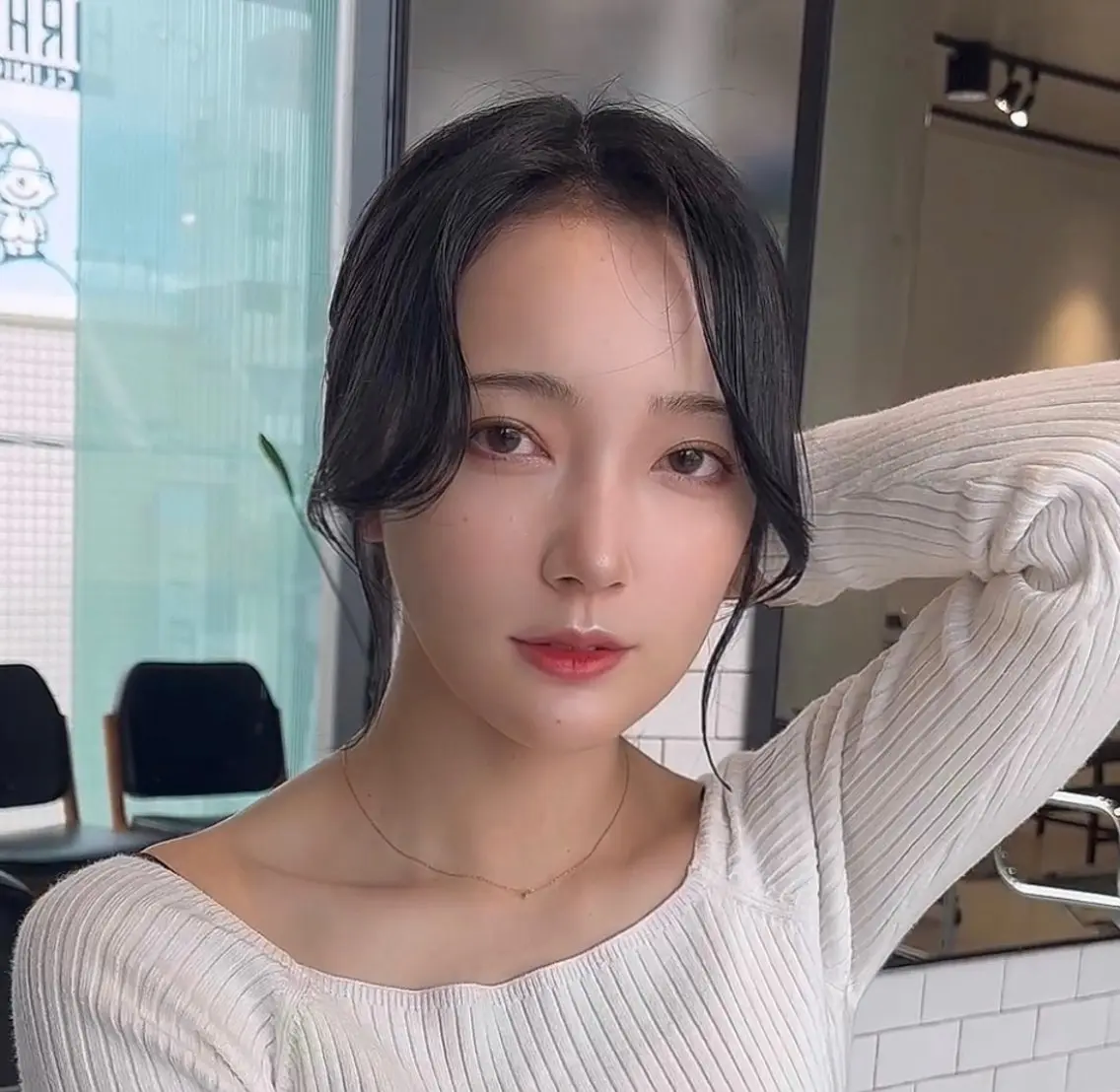 セミロング カラー カット ヘアカラー トリートメント 🌫️大人韓国ヘア 🌫️naoyaのヘアスタイル