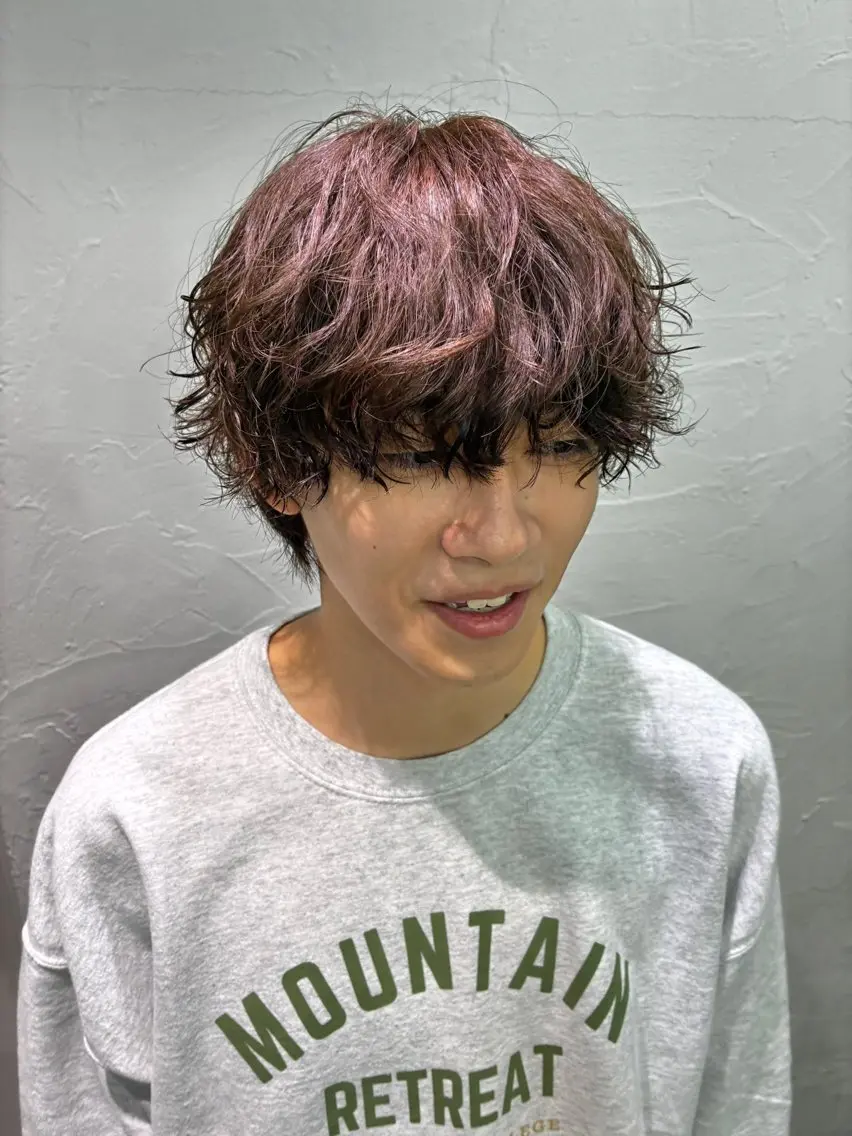 ショート カラー ヘアカラー トリートメント 佐藤 芽衣のヘアスタイル