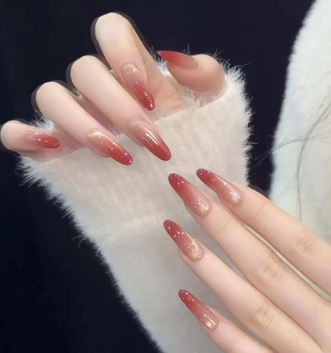 ネイル ロングネイル長さ出し 専門Spade Qのネイルデザイン