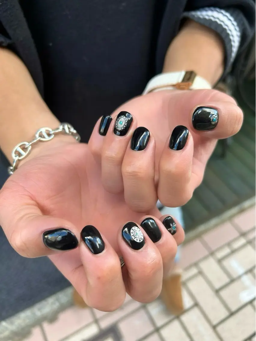 ネイル メンズネイル ワンカラーネイル ストーンネイル welina Miyukiのネイルデザイン