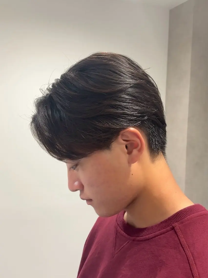 ショート メンズ センターパート カット 淺野 夕都のヘアスタイル