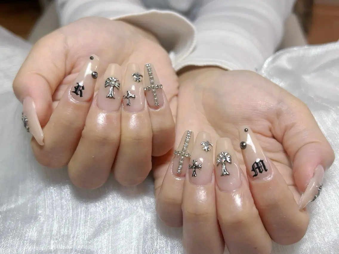 ネイル ハンドネイル ネイルサロンエクラ ななのネイルデザイン