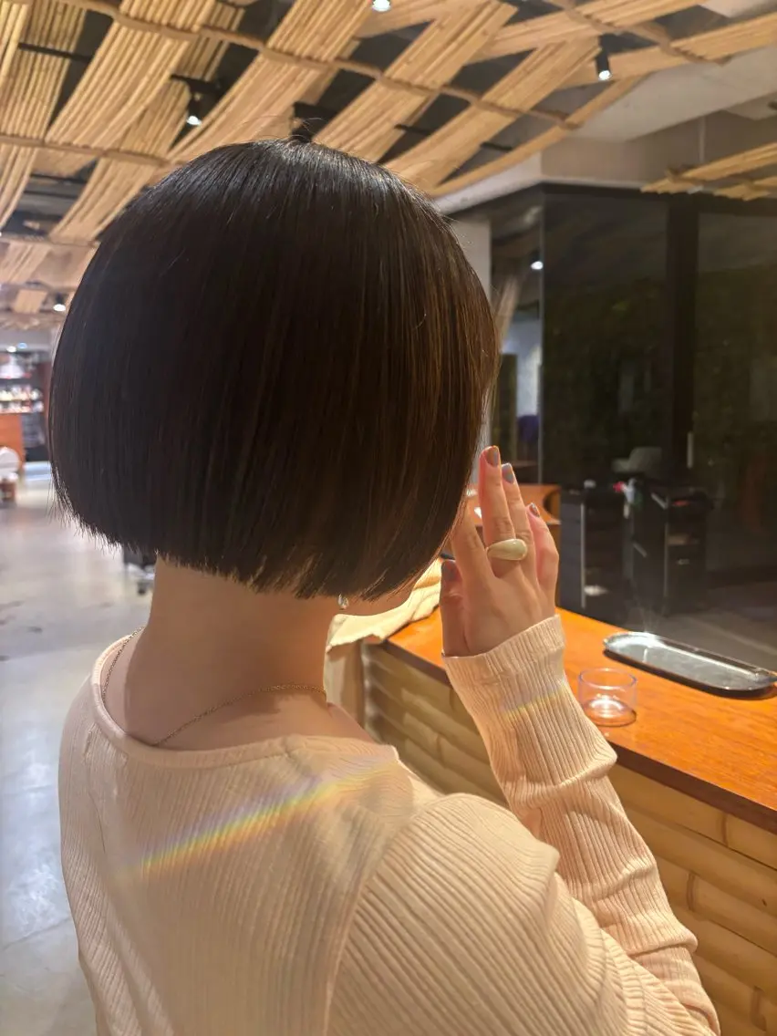 ミディアム ボブ kingdom青山店 小宮愛理のヘアスタイル