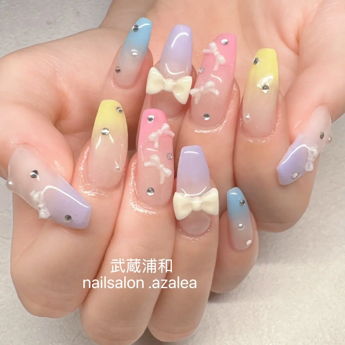 ネイル ハンドネイル R inのネイルデザイン