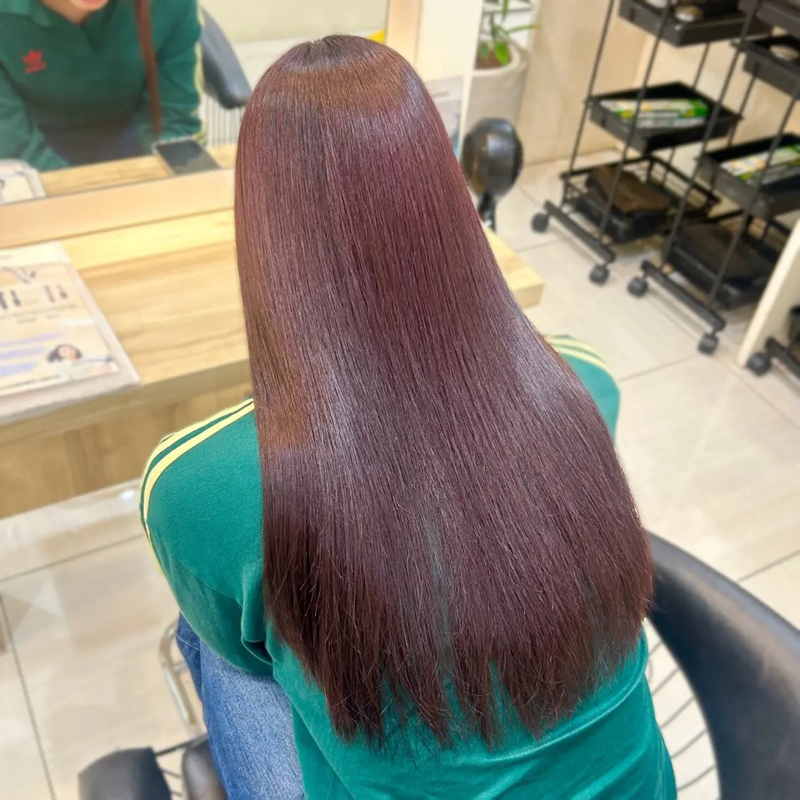 ロング カラー レッドカラー SeeK NEXT: sara ໒꒱‧₊˚のヘアスタイル