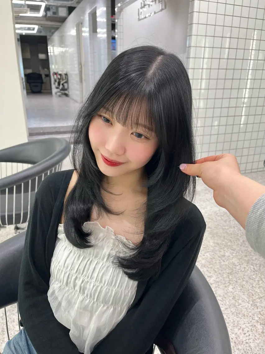 ‼️日曜日19時から限定‼️レイヤーカット➕トリートメント🩶の写真