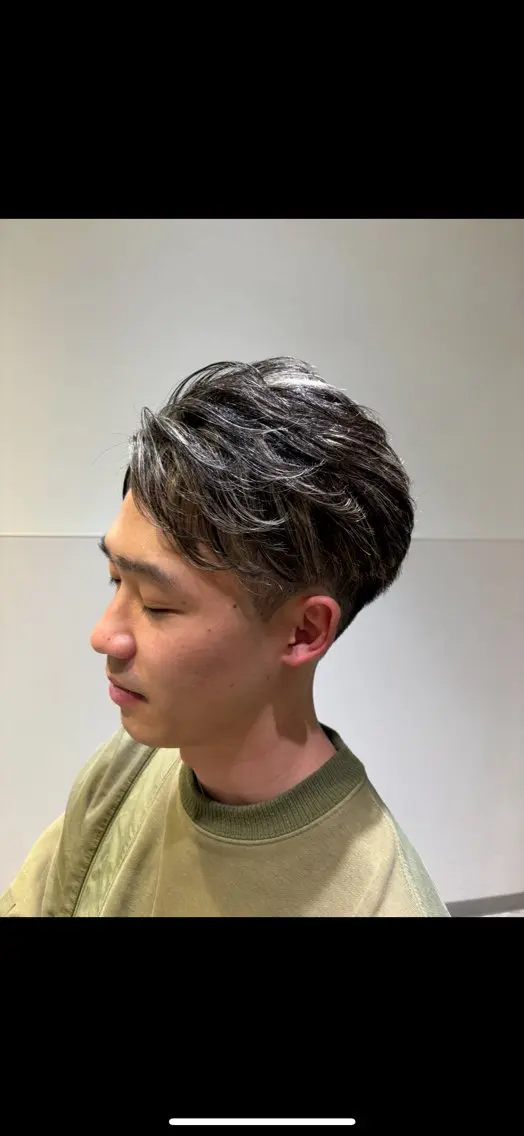 ショート ハイライト ショートヘア 渡辺 健太郎のヘアスタイル