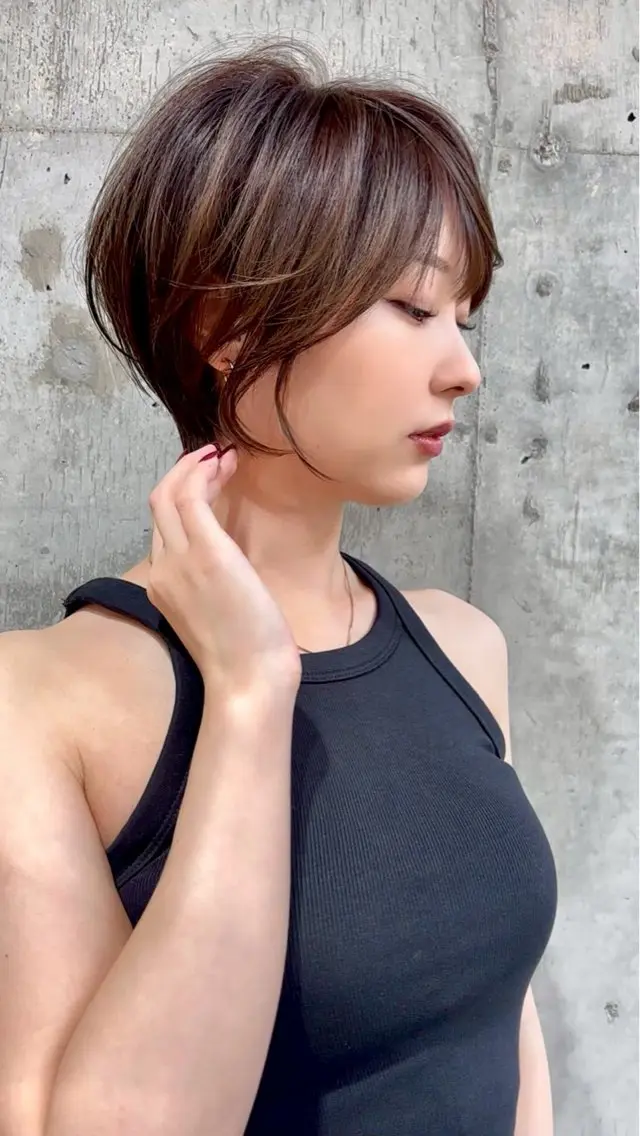 ショート カラー パーマ メンズ ショートボブ ボブ くびれヘア ショートヘア 韓国ヘア/くすみ ブラウン/リョウヤのヘアスタイル
