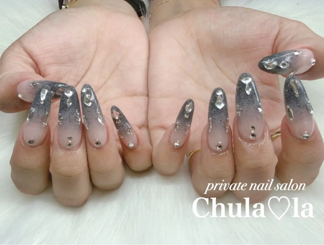 ネイル ロングネイル ストーンネイル ハンドネイル Chula♡la 豊見城市高安のネイルデザイン