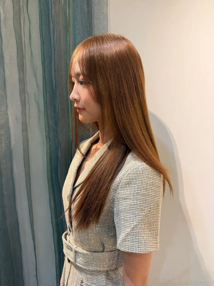 ロング カラー 志柿 虹花のヘアスタイル