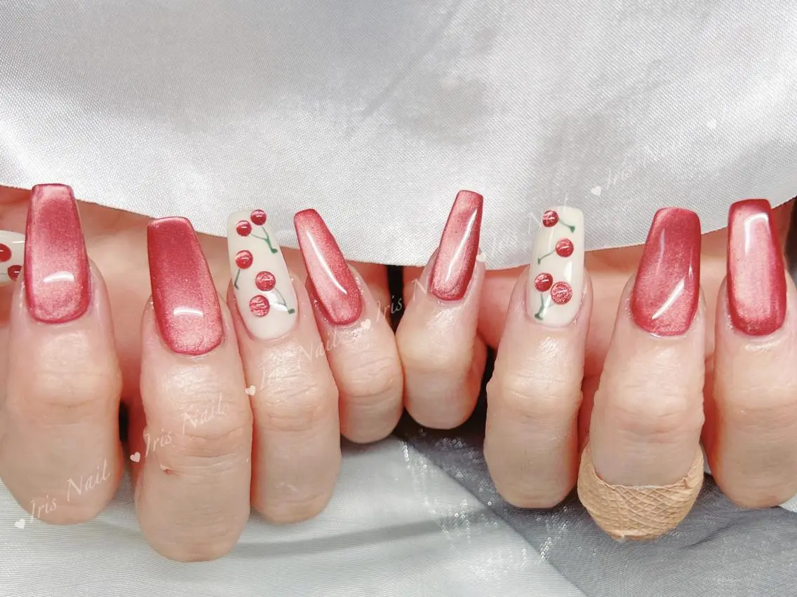 ネイル ぷっくりネイル 💕藤江 月🌸🍒のネイルデザイン