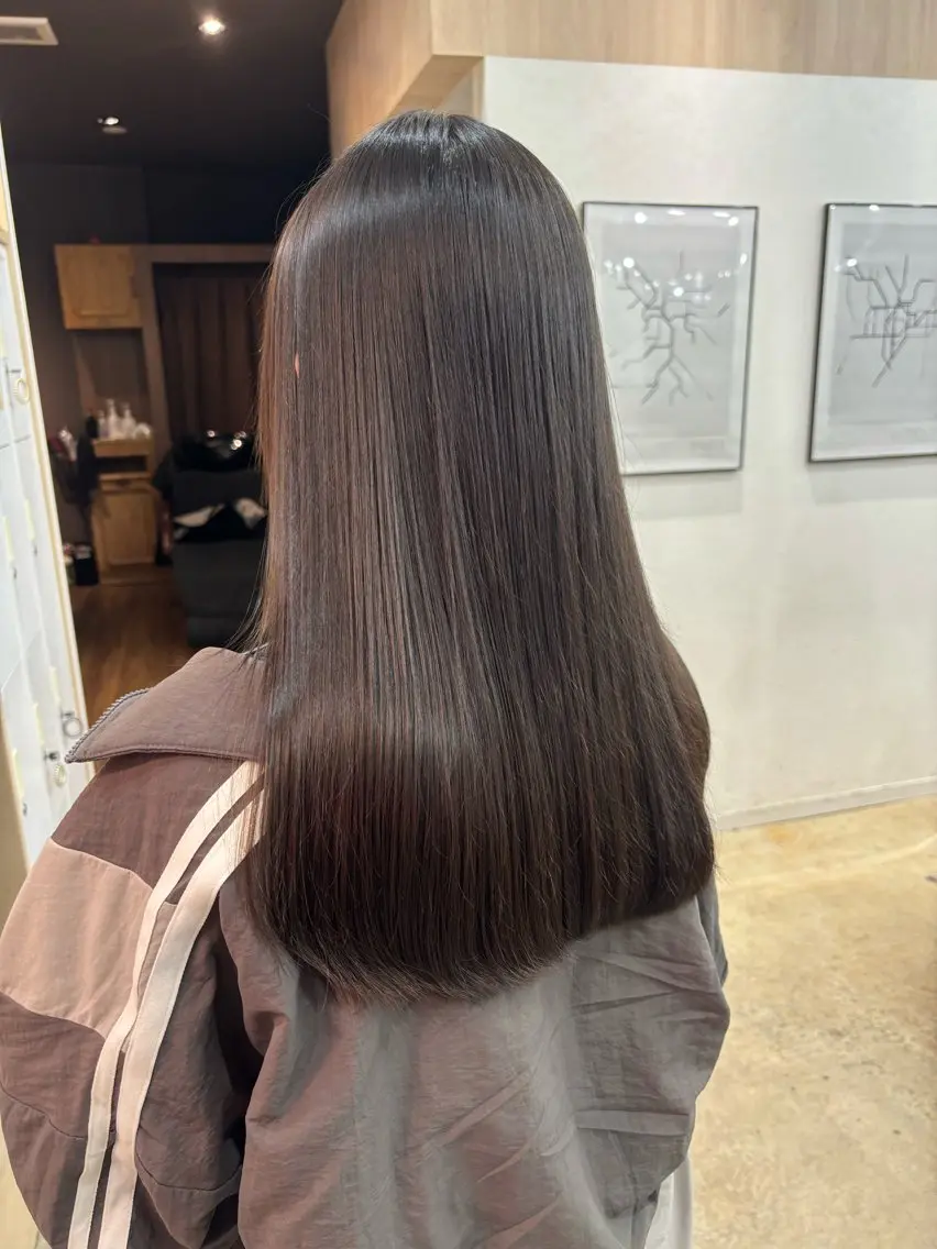 ロング パーマ 縮毛矯正 トリートメント 🪽髪質改善矯正 🤍MIU🤍のヘアスタイル