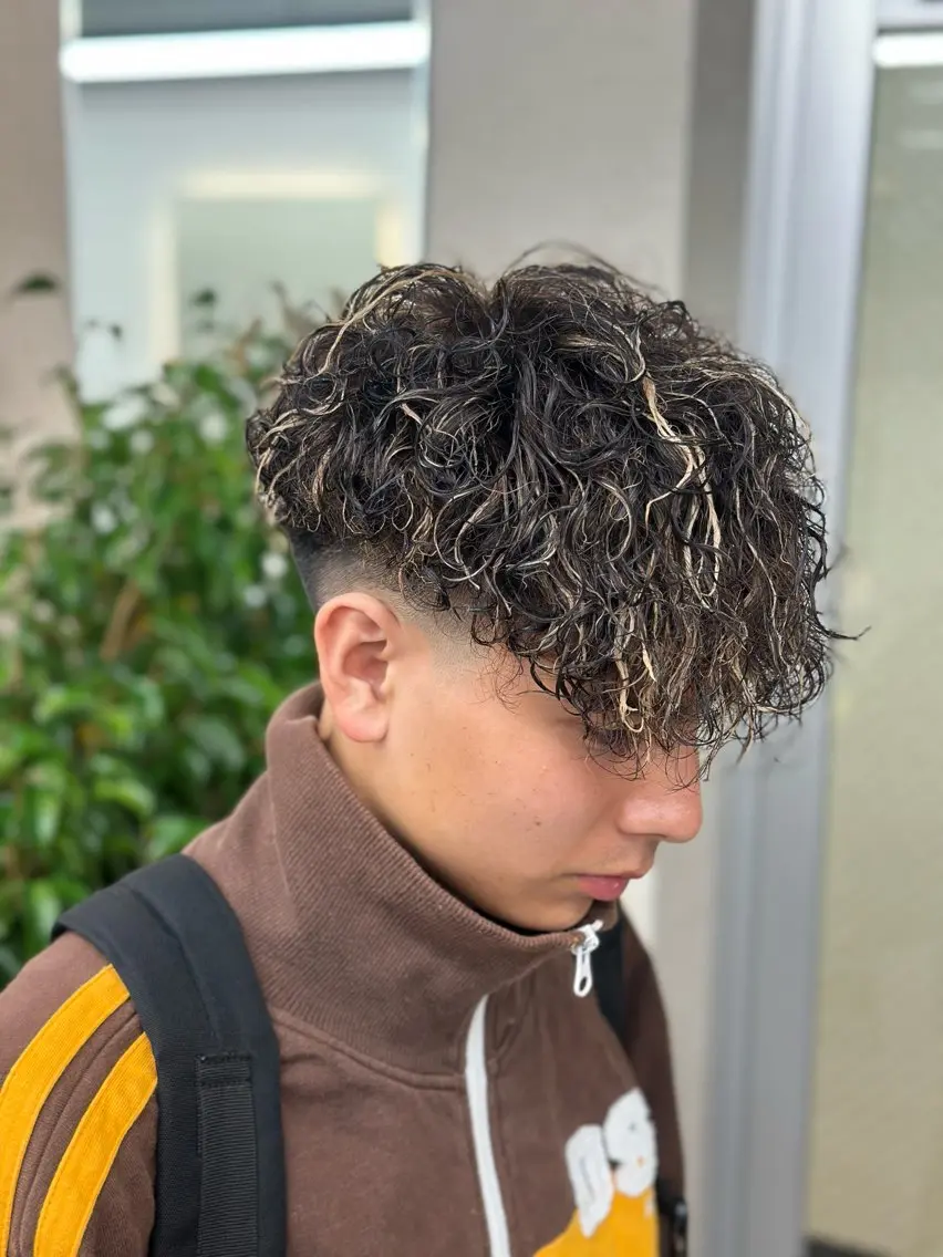 カラー パーマ メンズ カット パーマ 大宮/海外風パーマ 🇺🇸隼也🇪🇸のヘアスタイル